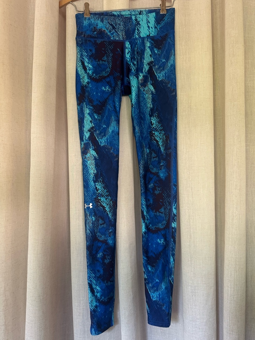 Under Armour blue compression full length leggings XS